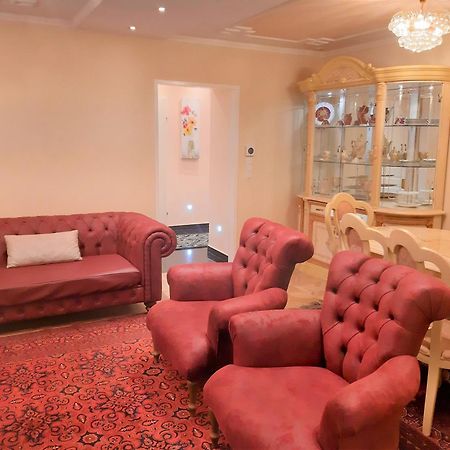 וינה Grosse Wohnung Naehe Zentrum מראה חיצוני תמונה