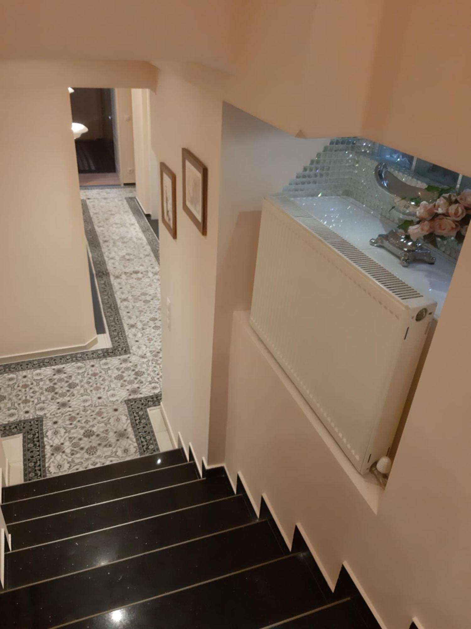 וינה Grosse Wohnung Naehe Zentrum מראה חיצוני תמונה