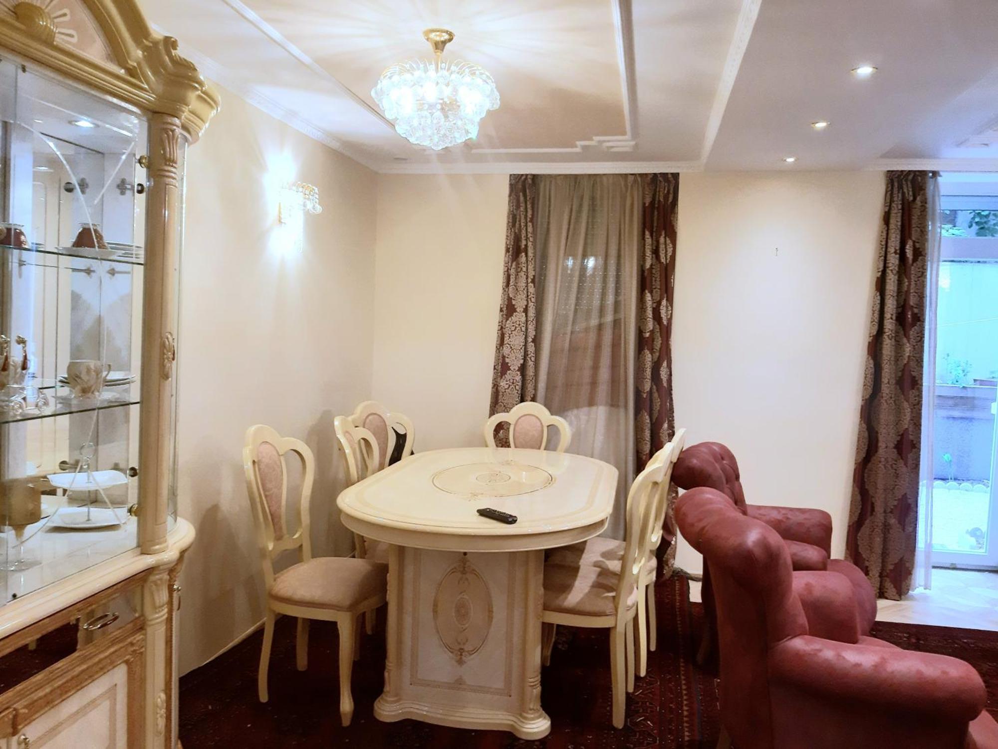 וינה Grosse Wohnung Naehe Zentrum מראה חיצוני תמונה